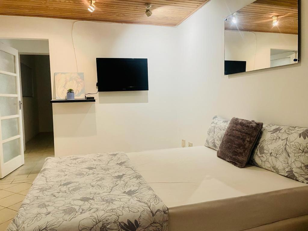 Coastwave Guest House Γουάλβις Μπέι Εξωτερικό φωτογραφία