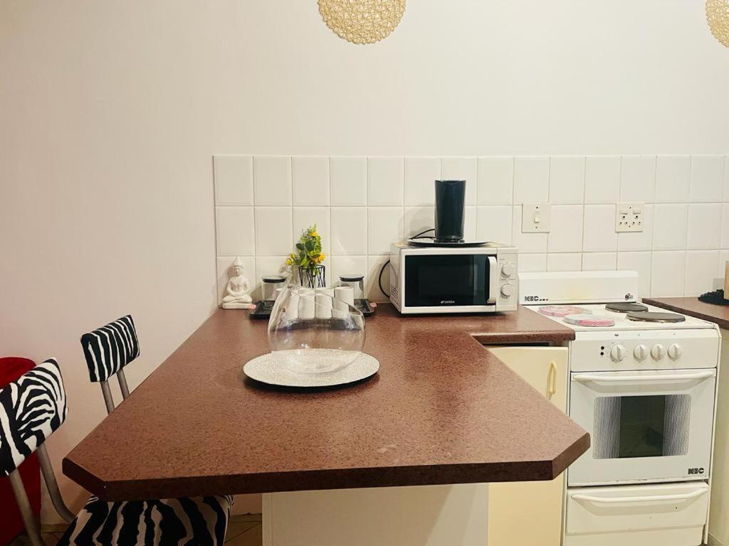 Coastwave Guest House Γουάλβις Μπέι Εξωτερικό φωτογραφία